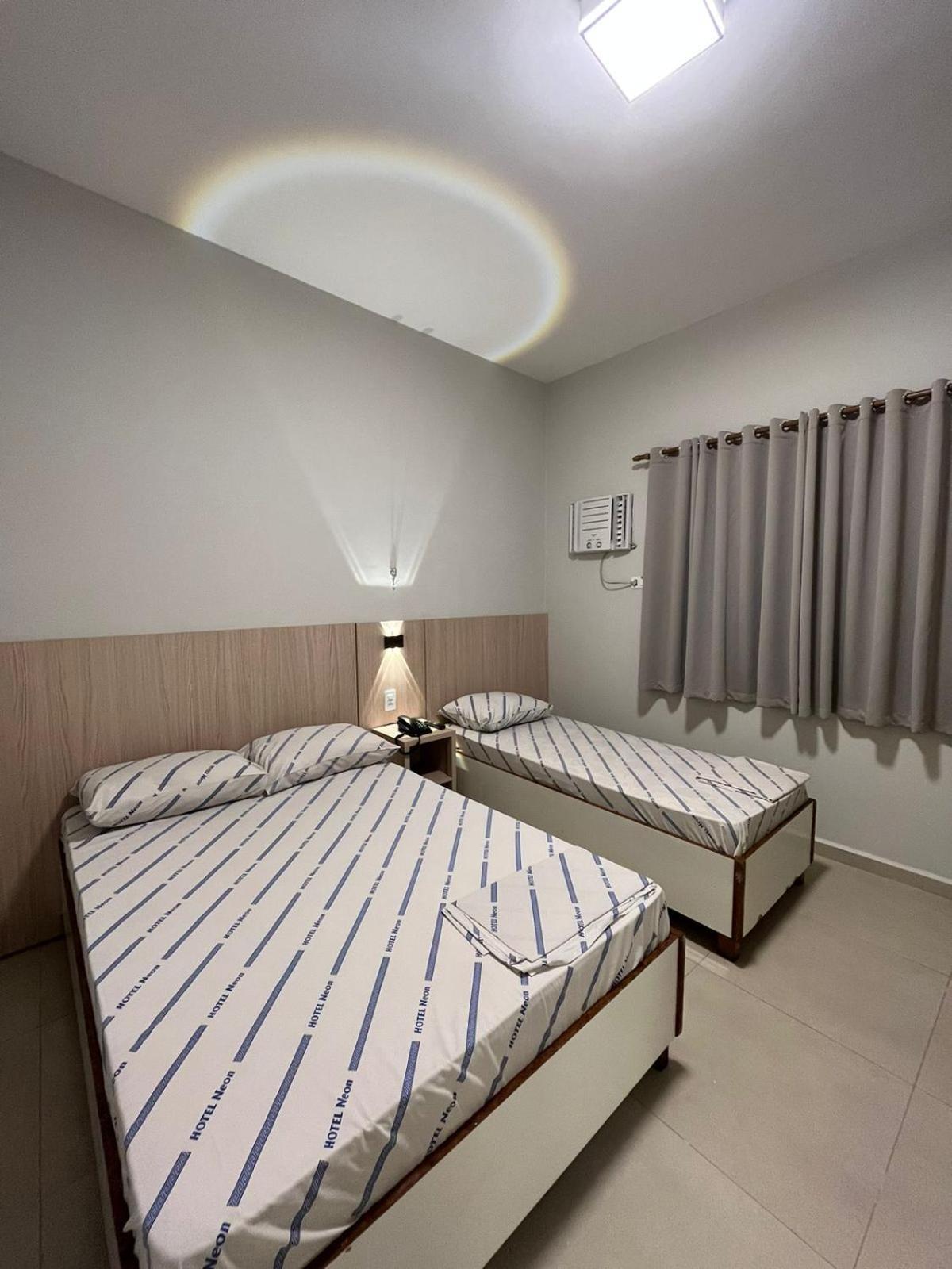 Hotel Neon - Proximo A 25 De Marco, Bom Retiro E Bras, A 2Min Do Mirante Sampa Sky E Pista De Skate Anhangabau Сан-Пауло Экстерьер фото